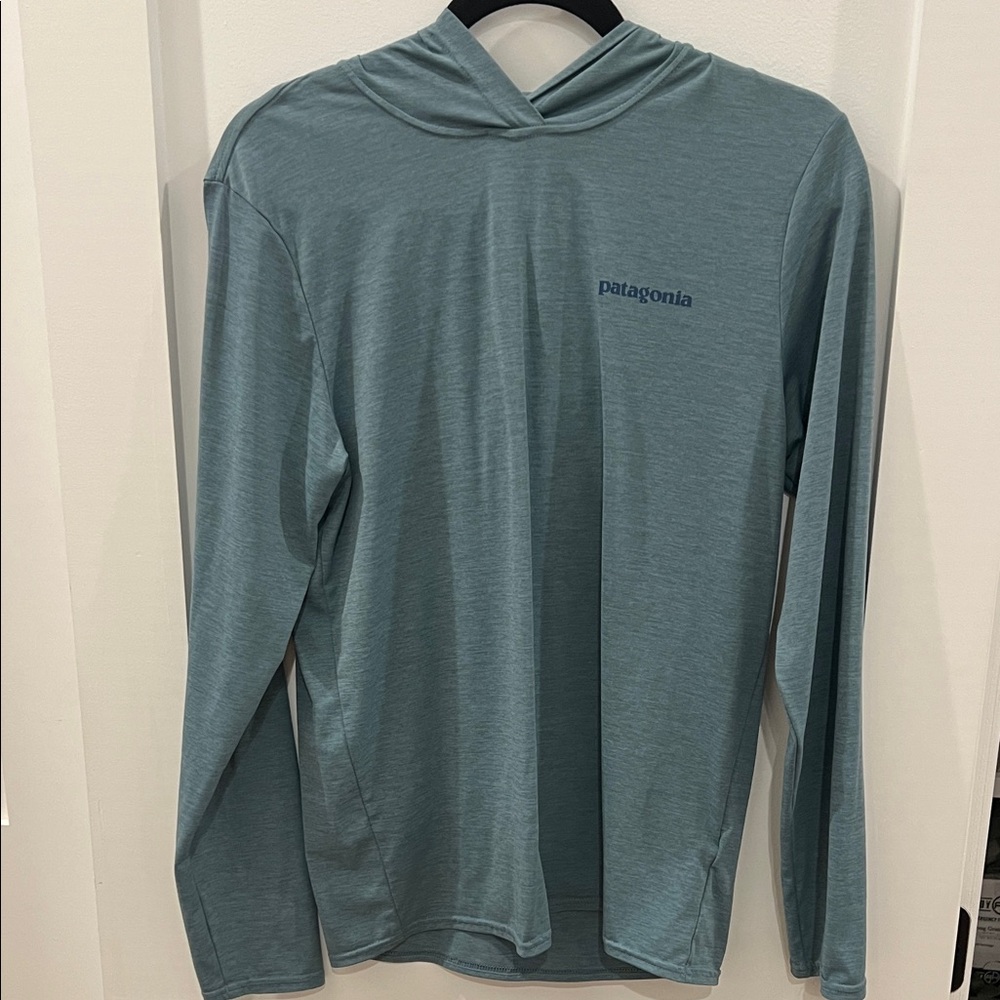 Patagonia Men's Teal Long Sleeve Tee
